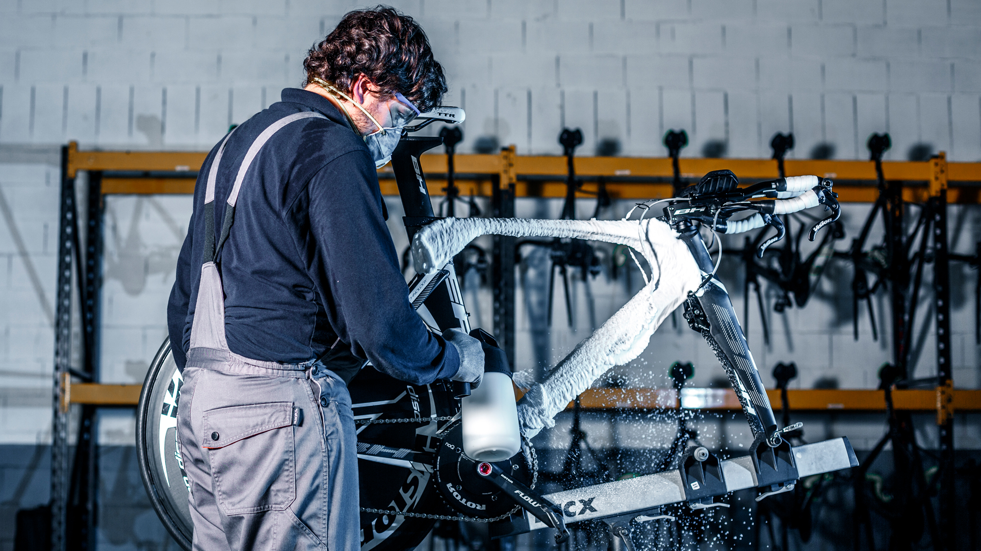 IK Foam 1.5 Pressure Sprayer Snow Foamer Detail - Image 3